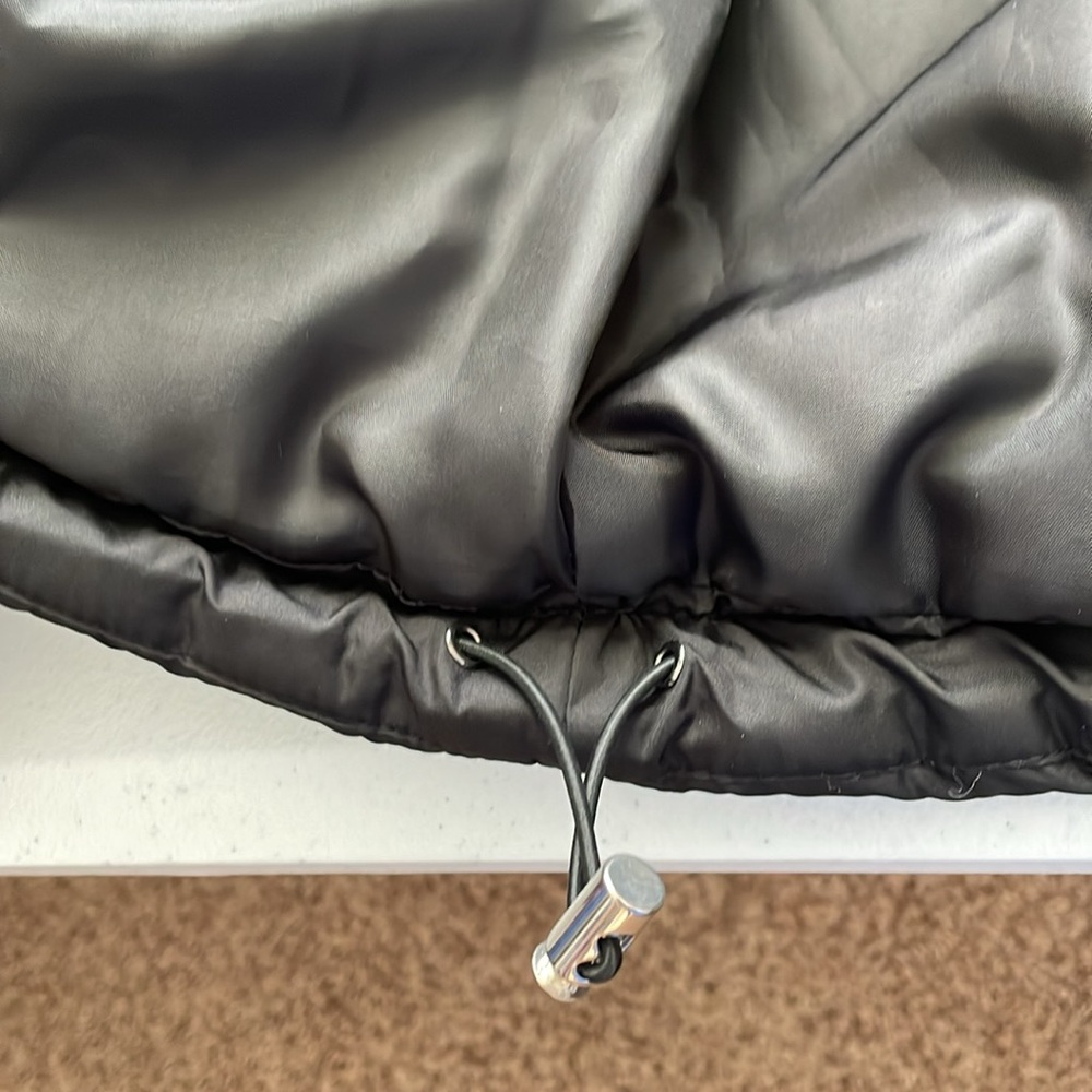 Puffer Jacket - Picture 7 of 9
